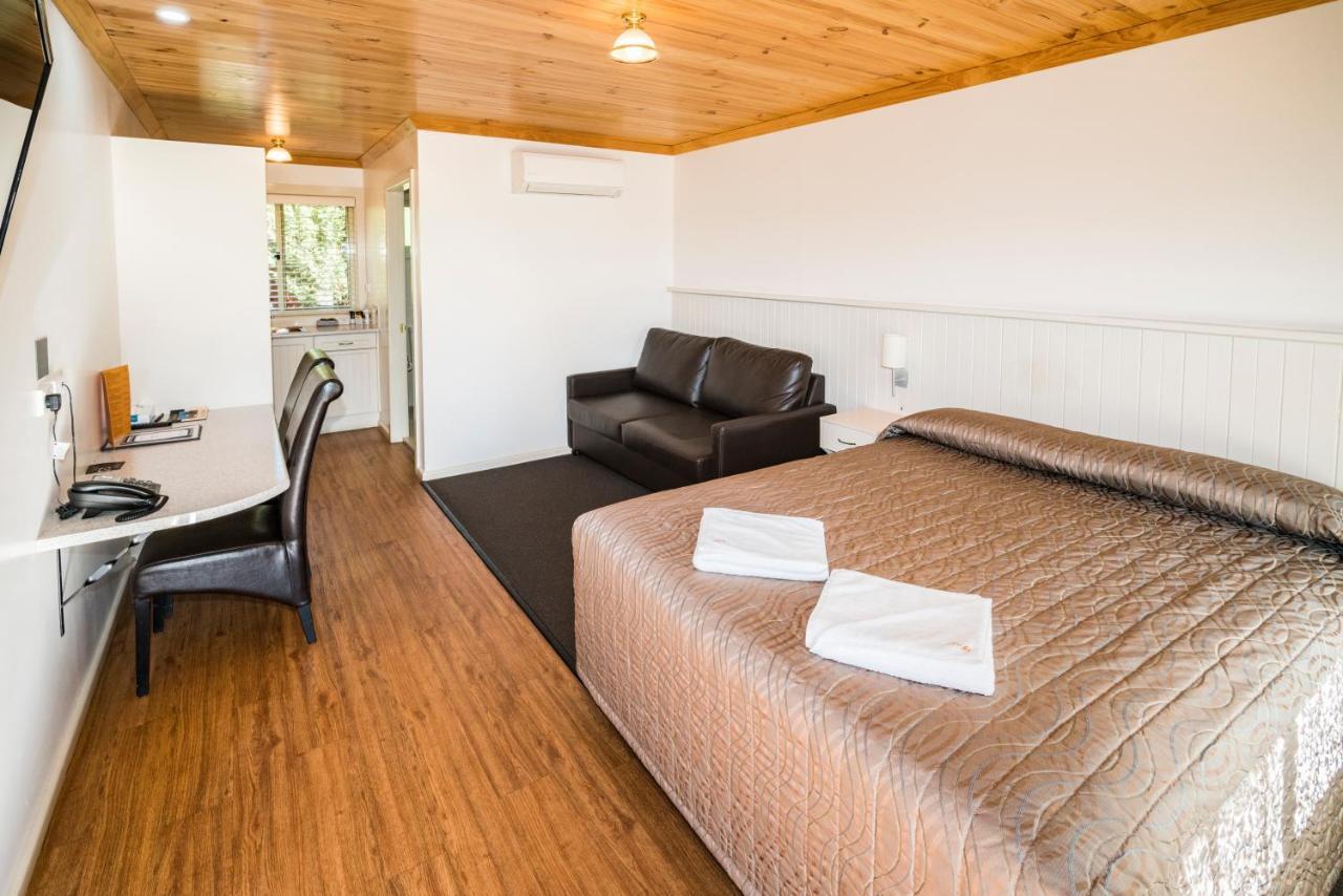 Black Gold Motel Wallerawang Экстерьер фото